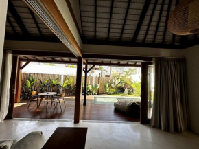 Di Cappio Studio Uluwatu